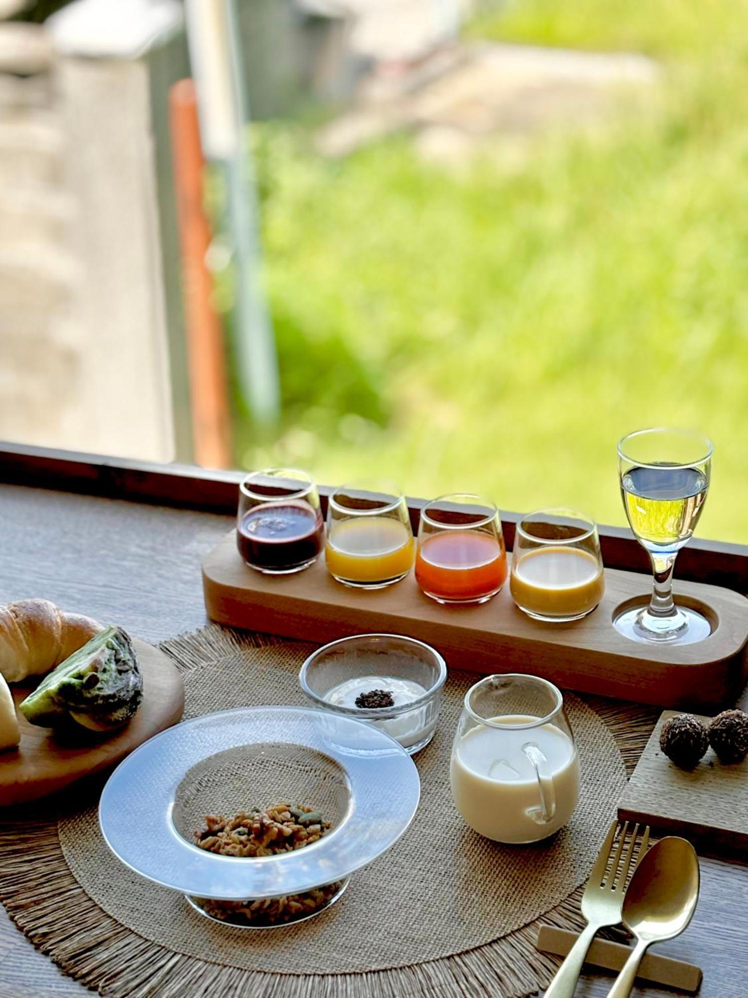 B&B Sampark Shirahama Buitenkant foto